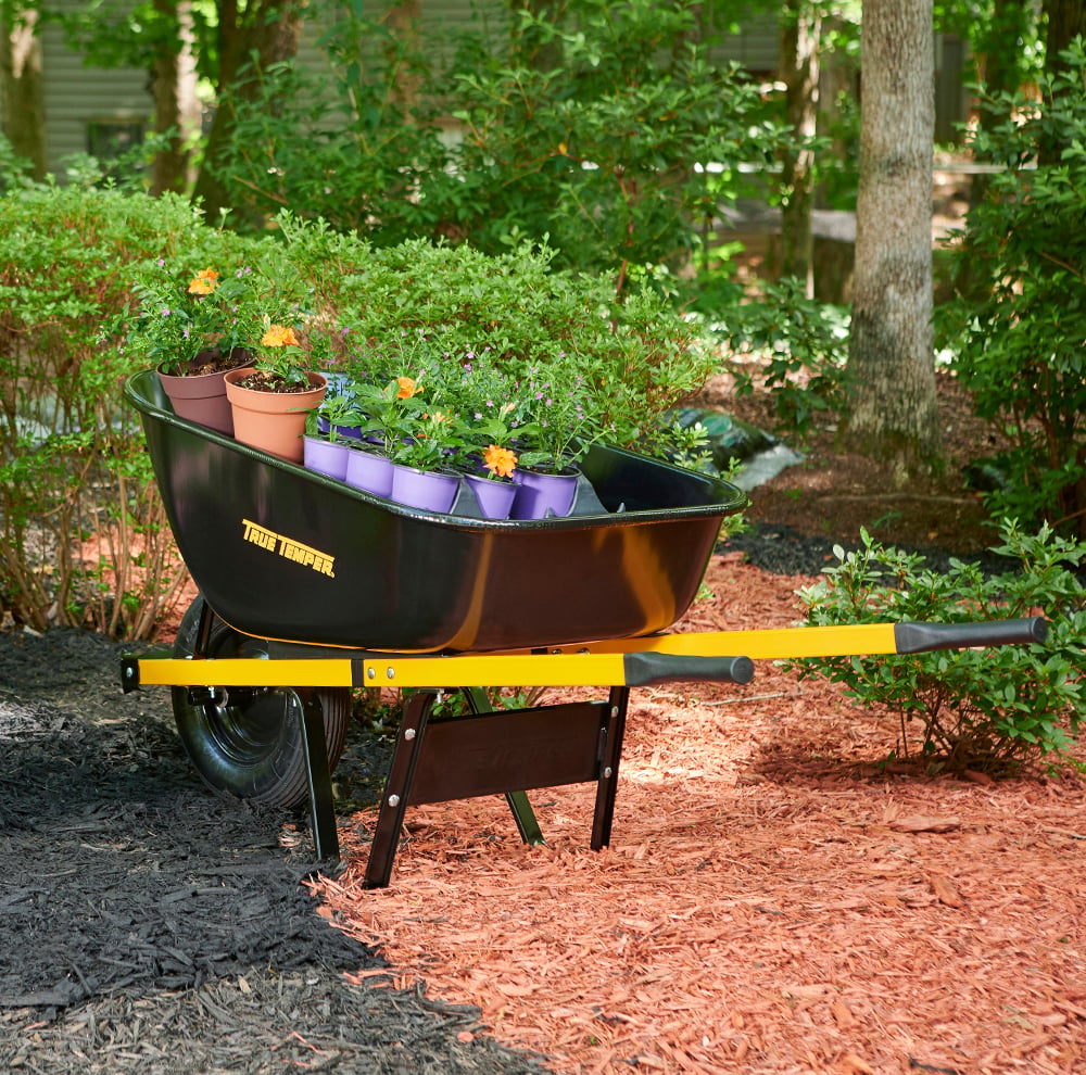 True Temper R6STPTEC 170 L Steel Wheelbarrow